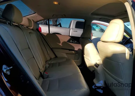 2016 Honda Accord Exl z USA, uszkodzony, nr VIN 1HGCR3F86GA018400